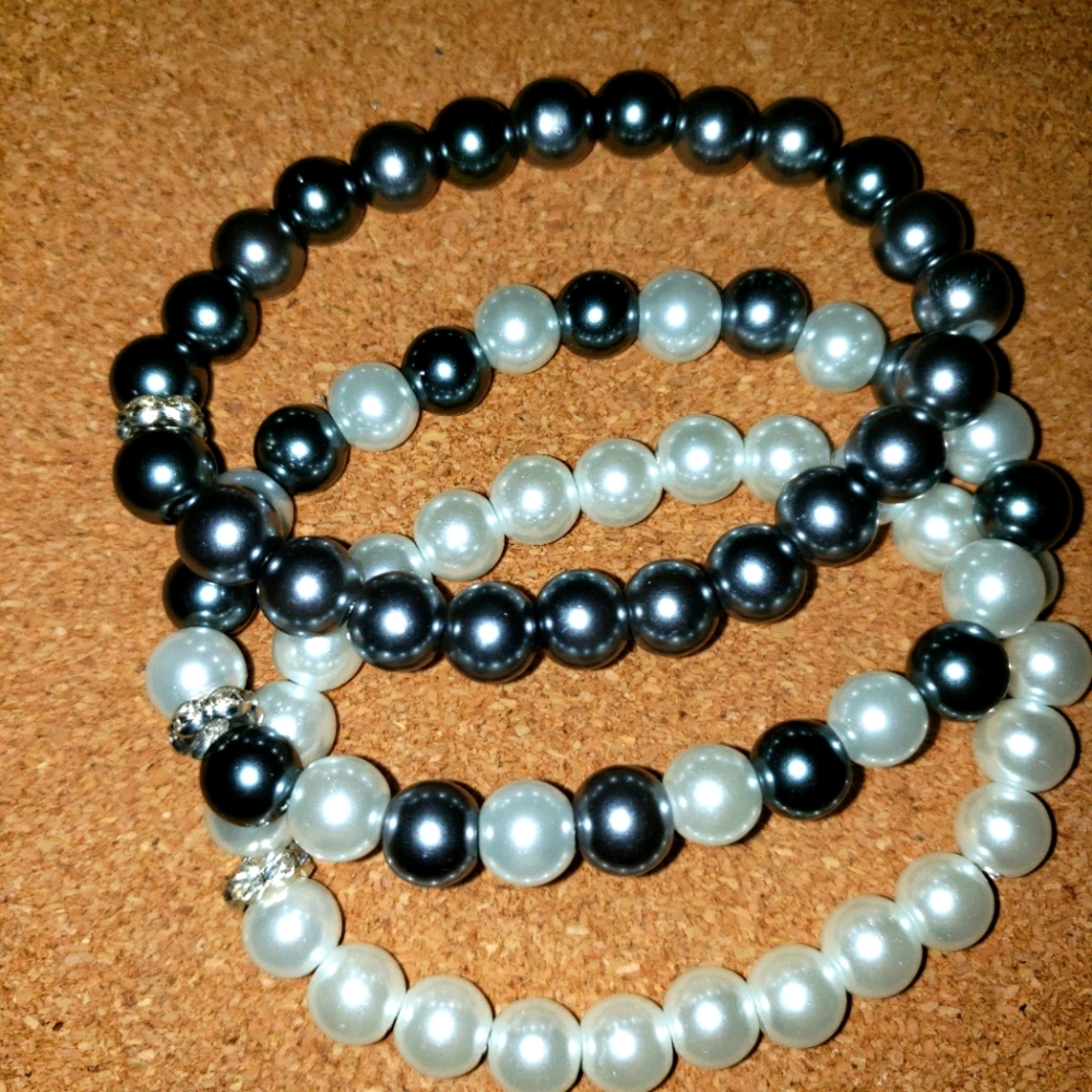 Pearl Bracelet Trio
